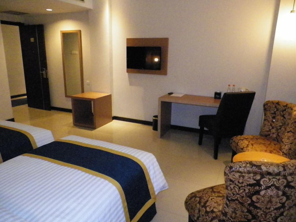 D'Best Hotel Pasar Baru Μπαντούνγκ Δωμάτιο φωτογραφία