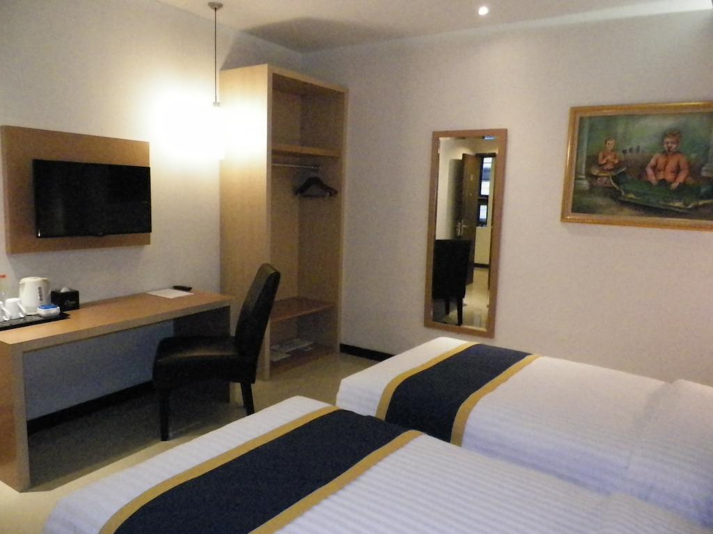 D'Best Hotel Pasar Baru Μπαντούνγκ Δωμάτιο φωτογραφία
