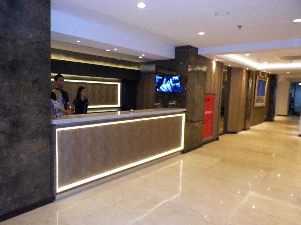 D'Best Hotel Pasar Baru Μπαντούνγκ Εξωτερικό φωτογραφία