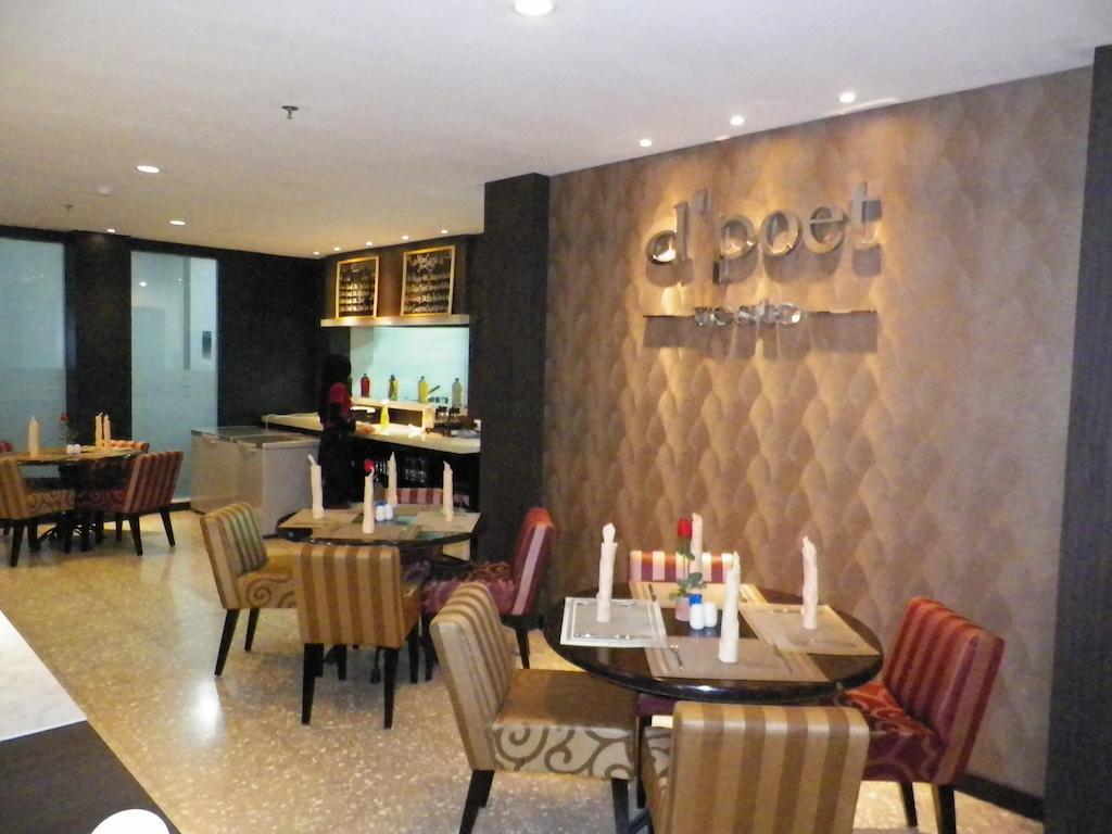 D'Best Hotel Pasar Baru Μπαντούνγκ Εξωτερικό φωτογραφία